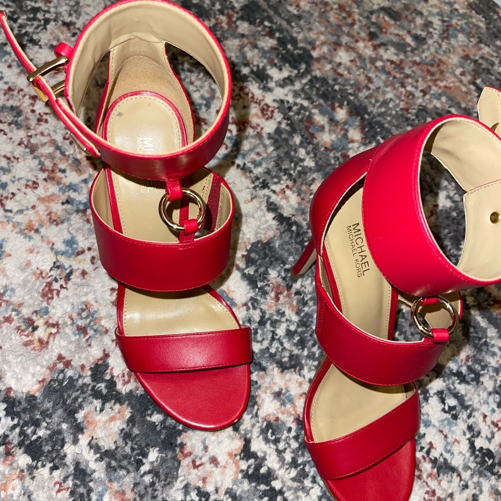 Michael Kors sandals. Perfect condition, worn only once. No damage.